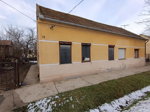 Eladó ház Dombóvár 95 nm