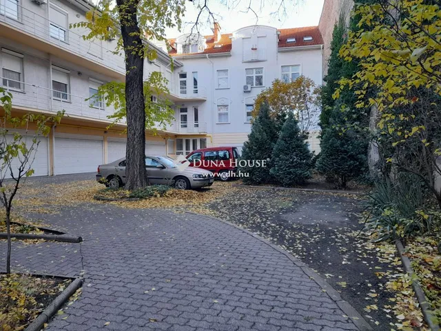 Eladó lakás Budapest X. kerület 74 nm
