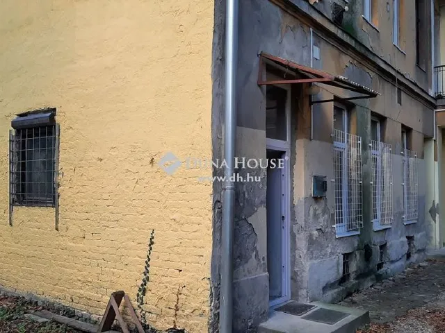Eladó lakás Budapest XIII. kerület, Lőportárdűlő 51 nm