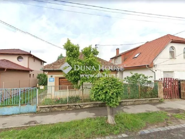 Budapest XVIII. kerület eladó családi ház 3 szobás: 59,99 millió Ft
