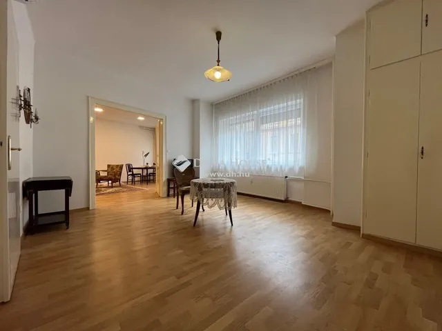 Eladó lakás Budapest I. kerület, Víziváros I. ker. 90 nm
