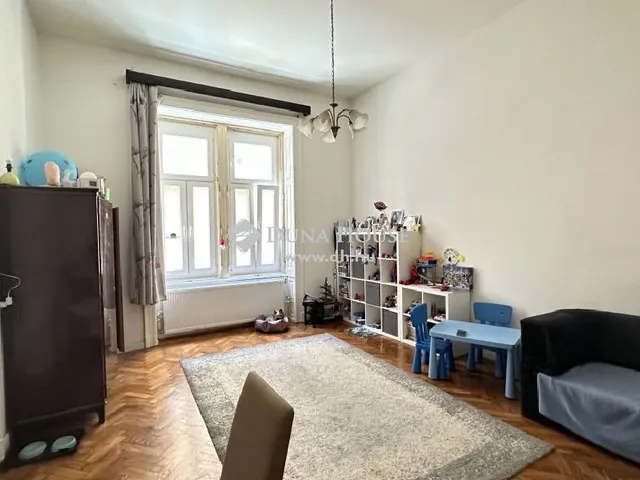 Eladó lakás Budapest VIII. kerület 79 nm
