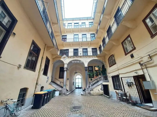 Eladó lakás Budapest II. kerület 24 nm