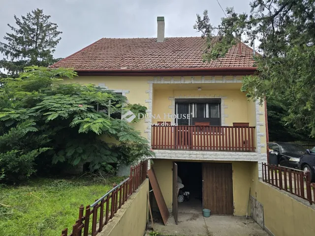 Eladó ház Budapest XVIII. kerület, Alacskai úti lakótelep 236 nm