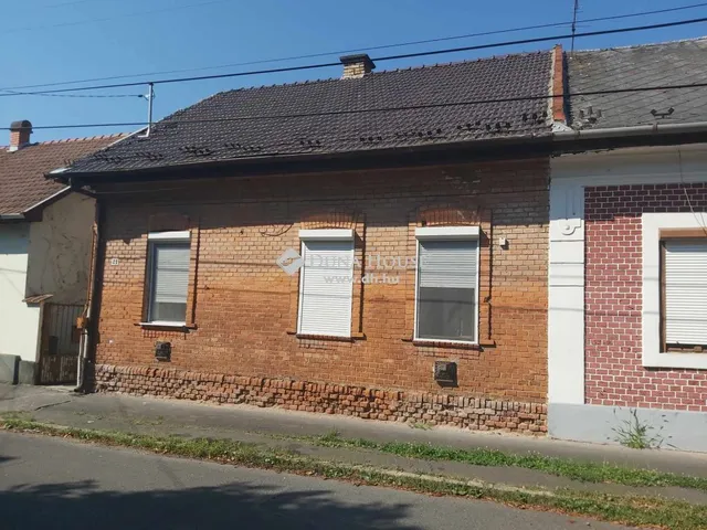 Eladó ház Miskolc, Bulgárföld 80 nm