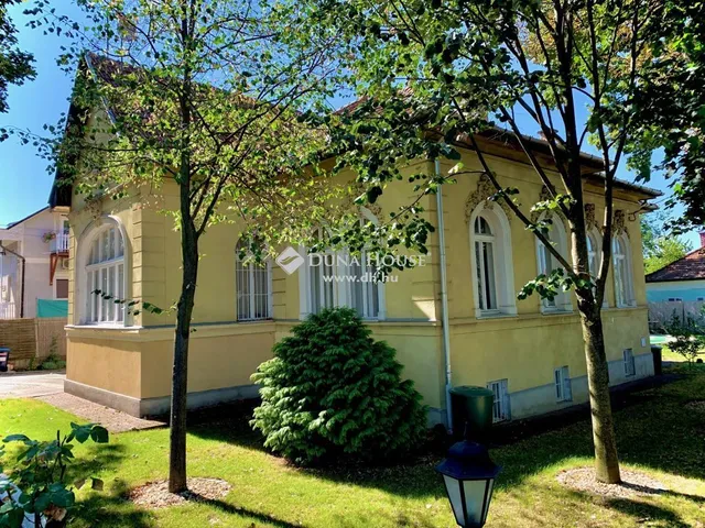 Eladó ház Budapest XVII. kerület 272 nm