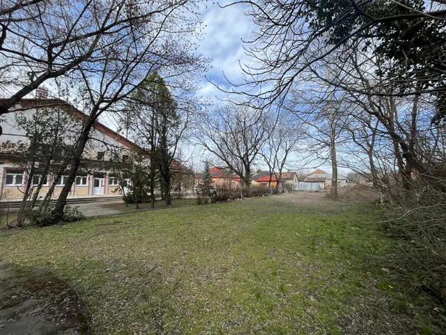 Budapest XXI. kerület eladó egyéb ház 46 szobás: 399 millió Ft