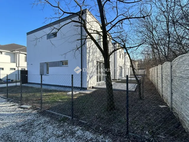 Eladó ház Budapest XVII. kerület 124 nm