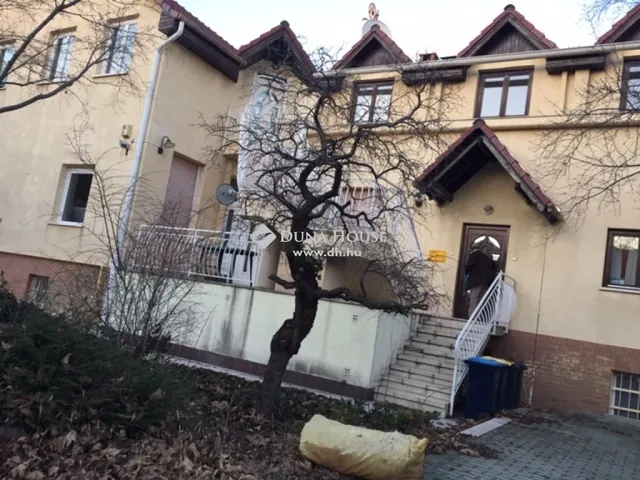 Eladó ház Budapest X. kerület 405 nm