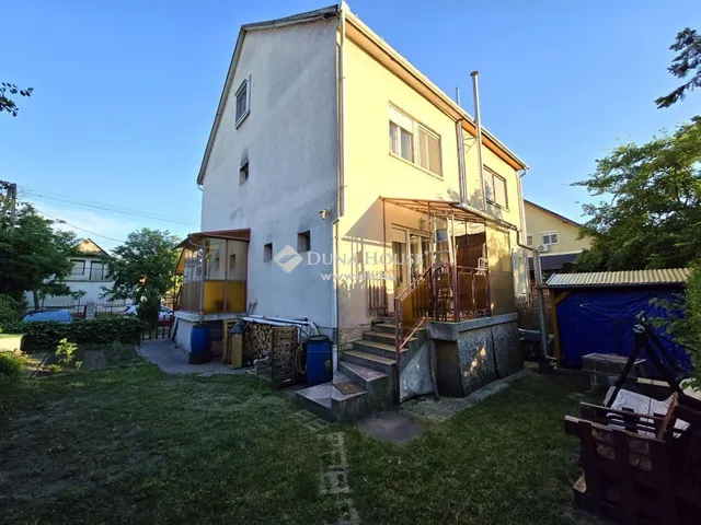 Eladó ház Budapest XVIII. kerület 183 nm