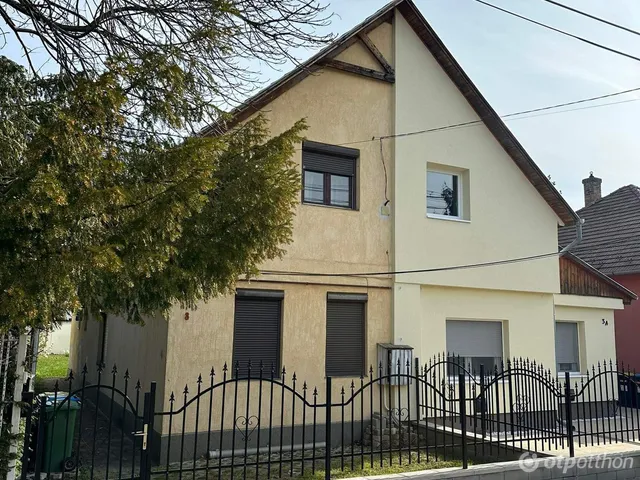 Eladó ház Budapest XVI. kerület, Mátyásföld 140 nm