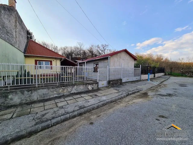Eladó ház Miskolc, Belváros, Tetemvár, Alsósor 53 nm