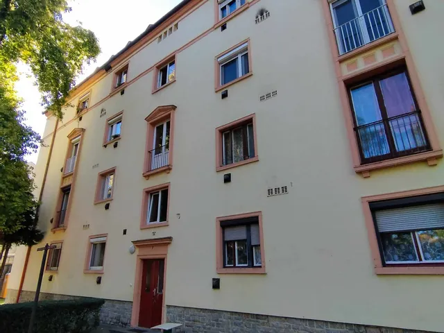 Eladó lakás Pécs, Meszes 56 nm
