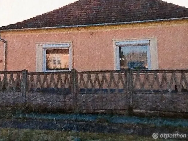 Eladó ház Győrszemere, Kisfaludy utca 14. 83 nm