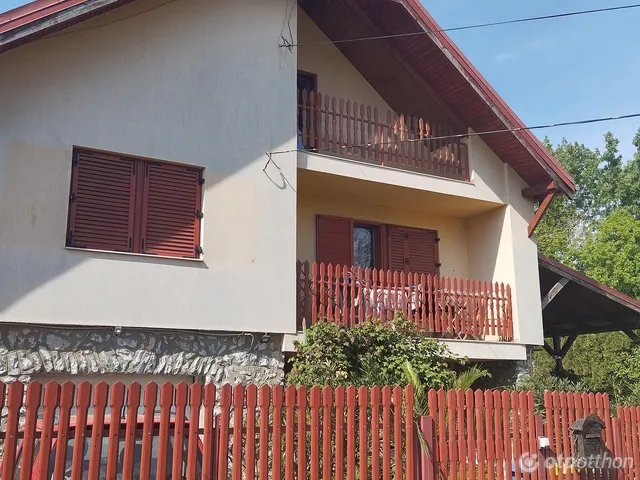 Miskolc eladó családi ház 6+1 fél szobás: 85 millió Ft