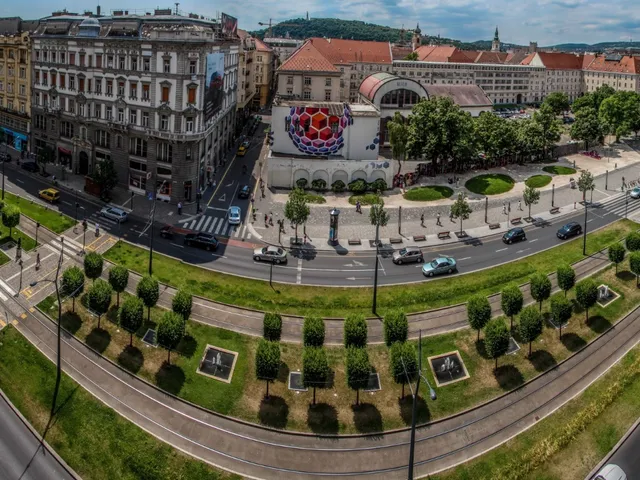 Kiadó kereskedelmi és ipari ingatlan Budapest VII. kerület, Belső-Erzsébetváros, Károly krt.11 65 nm