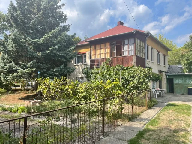 Budapest III. kerület eladó családi ház 5 szobás: 149,9 millió Ft