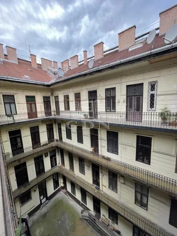 Eladó lakás Budapest II. kerület 64 nm
