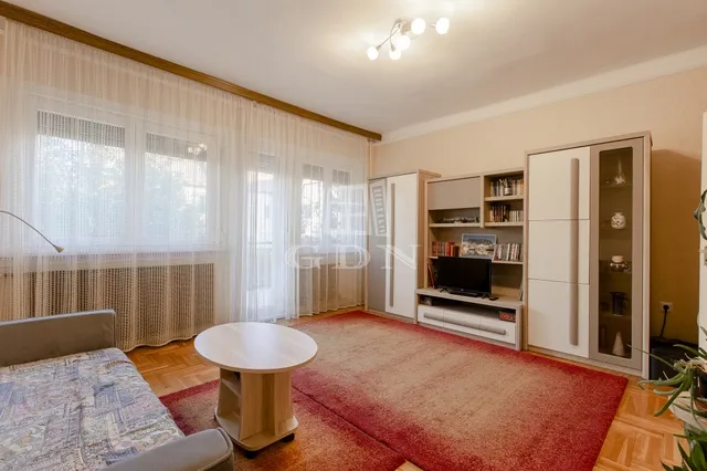 Budapest XIV. kerület eladó sorház 3+1 fél szobás: 88,99 millió Ft