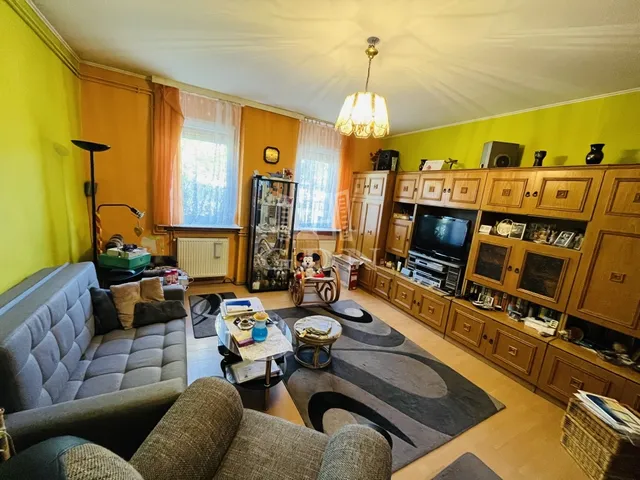 Budapest XXI. kerület eladó családi ház 1 szobás: 40 millió Ft