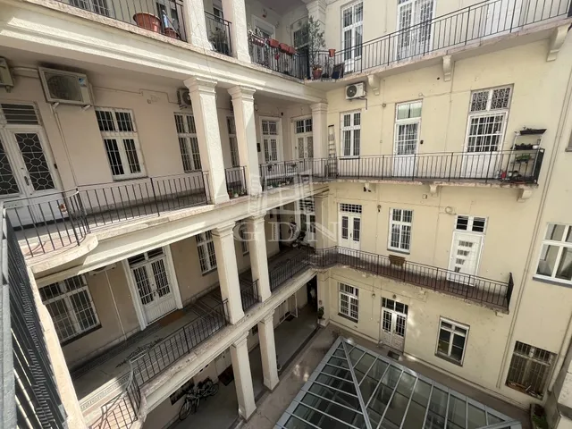 Eladó lakás Budapest V. kerület, Belváros 21 nm