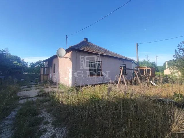 Eladó ház Baja 100 nm