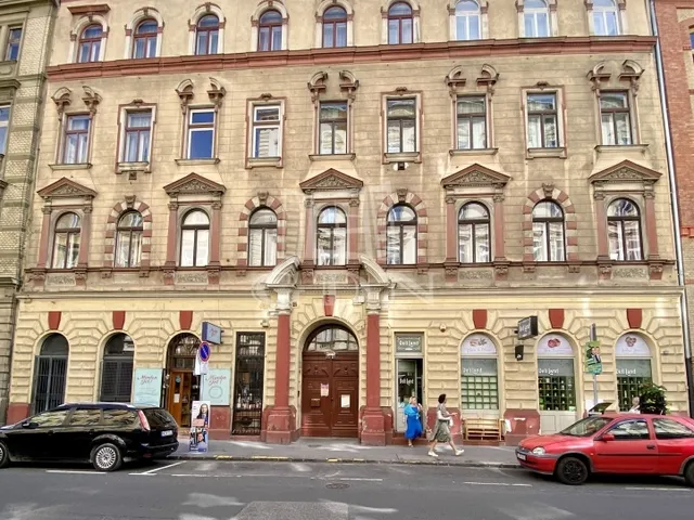 Eladó lakás Budapest VI. kerület 55 nm