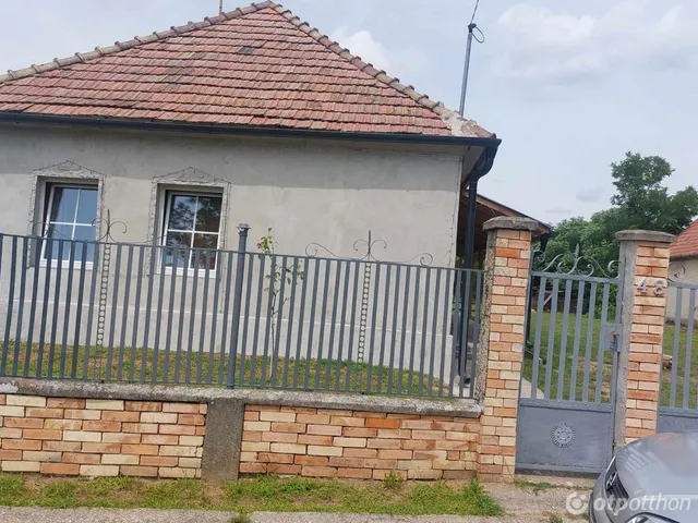 Eladó ház Győrszemere 100 nm