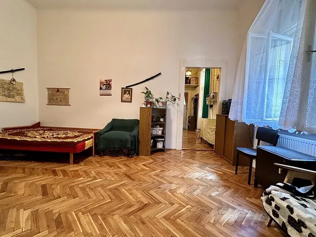 Eladó lakás Budapest II. kerület 70 nm