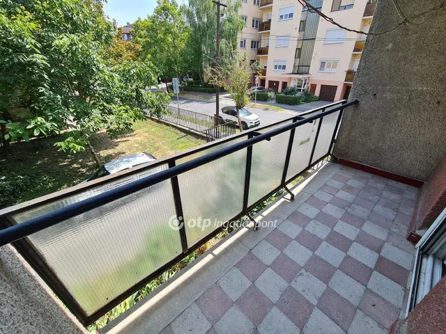 Eladó lakás Győr 53 nm