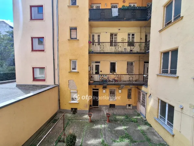 Eladó lakás Budapest XII. kerület 83 nm