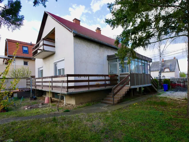 Debrecen eladó családi ház 2+1 fél szobás: 62 millió Ft