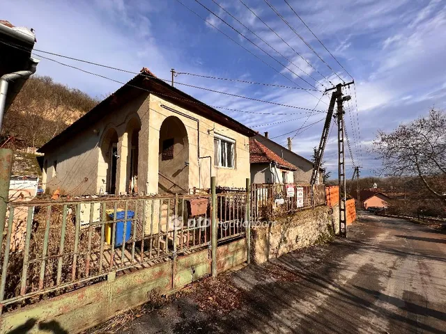 Eladó ház Tokaj 56 nm