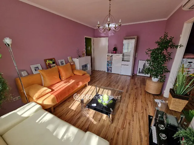 Eladó lakás Miskolc, Győri kapu 54 nm