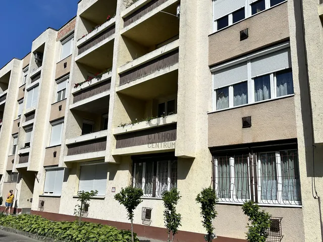 Eladó lakás Szolnok, Belváros 44 nm