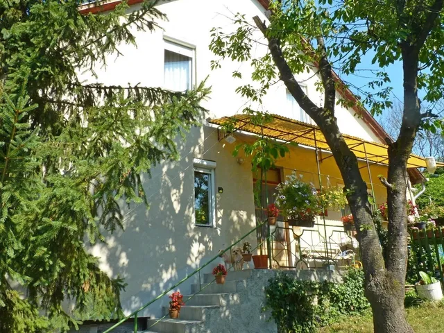 Miskolc eladó egyéb ház 4+1 fél szobás: 46,5 millió Ft